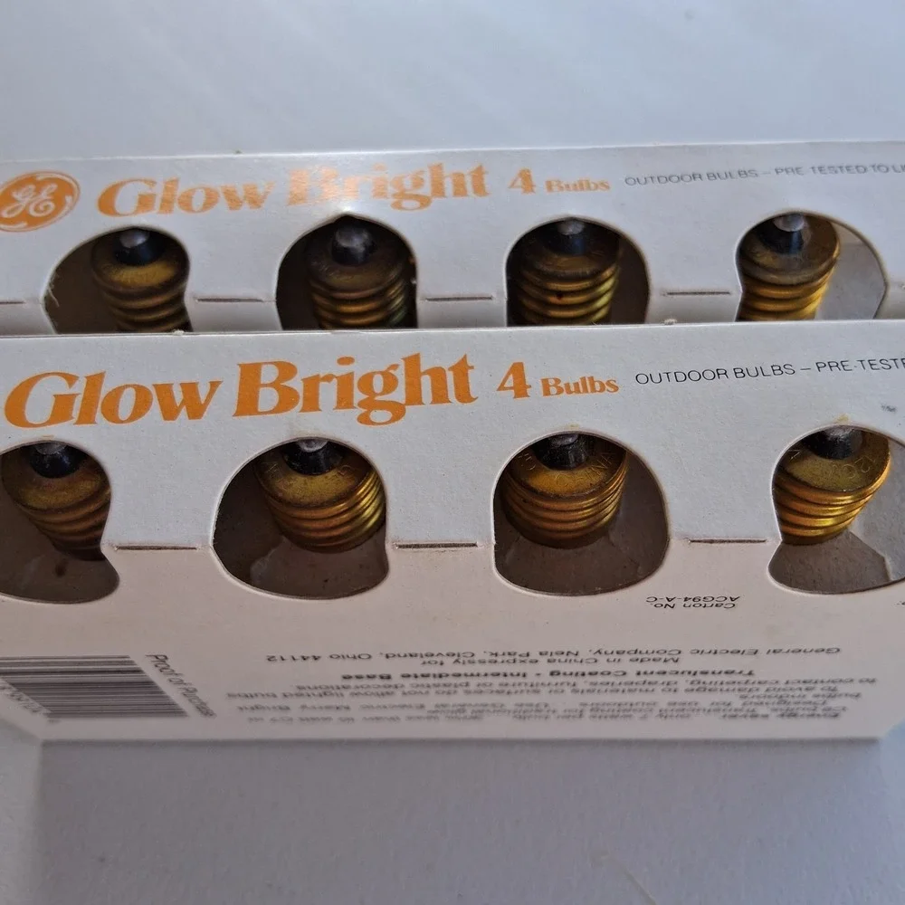Lot of 2 Vintage GE Glow Bright C9 Christmas Light Bulbs Outdoor 8 Bulbs Total
